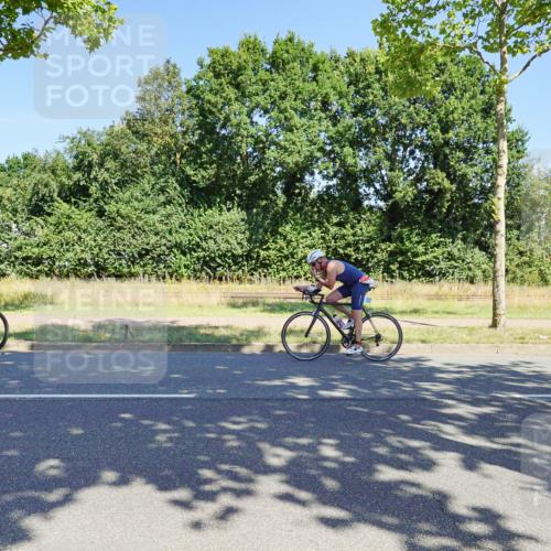 09.08.2026 - GEWOBA Citytriathlon Bremen Michael Burmester http://msf.ph/oto/9960644 09.08.2026 12:52:17 Radfahren 679, 682, 717, 750, 826, 979, 1130 meine-sportfotos.de