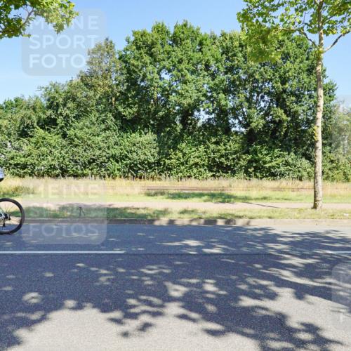 09.08.2026 - GEWOBA Citytriathlon Bremen Michael Burmester http://msf.ph/oto/9960646 09.08.2026 12:52:18 Radfahren 679, 682, 717, 750, 826, 979, 1130 meine-sportfotos.de