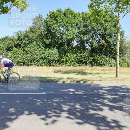 09.08.2026 - GEWOBA Citytriathlon Bremen Michael Burmester http://msf.ph/oto/9960648 09.08.2026 12:52:21 Radfahren 679, 682, 750, 826, 979, 1130 meine-sportfotos.de