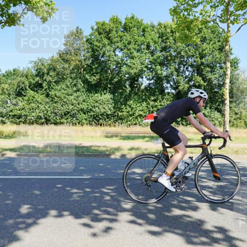 09.08.2026 - GEWOBA Citytriathlon Bremen Michael Burmester http://msf.ph/oto/9960653 09.08.2026 12:52:36 Radfahren 611, 636, 716, 726, 778, 807, 1009 meine-sportfotos.de
