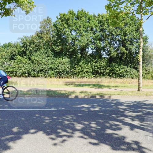 09.08.2026 - GEWOBA Citytriathlon Bremen Michael Burmester http://msf.ph/oto/9960654 09.08.2026 12:52:37 Radfahren 611, 636, 716, 726, 778, 807, 1009 meine-sportfotos.de