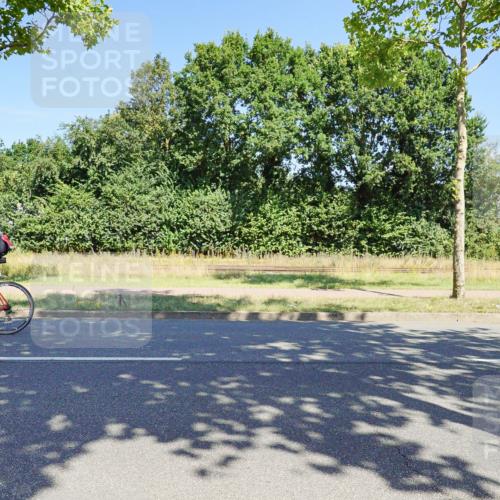 09.08.2026 - GEWOBA Citytriathlon Bremen Michael Burmester http://msf.ph/oto/9960680 09.08.2026 12:53:20 Radfahren 600, 748, 920, 1015 meine-sportfotos.de