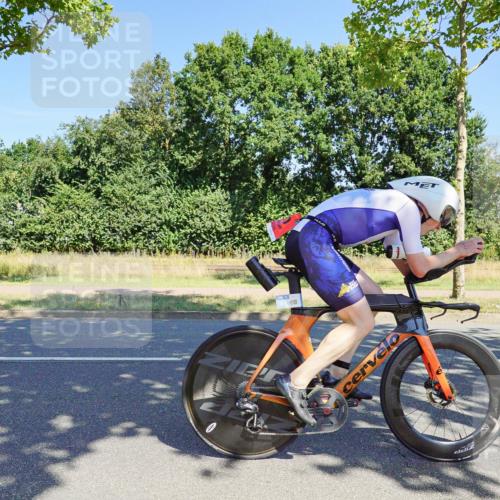 09.08.2026 - GEWOBA Citytriathlon Bremen Michael Burmester http://msf.ph/oto/9960686 09.08.2026 12:53:28 Radfahren 559, 571, 609, 687, 770, 776, 1015, 1114 meine-sportfotos.de