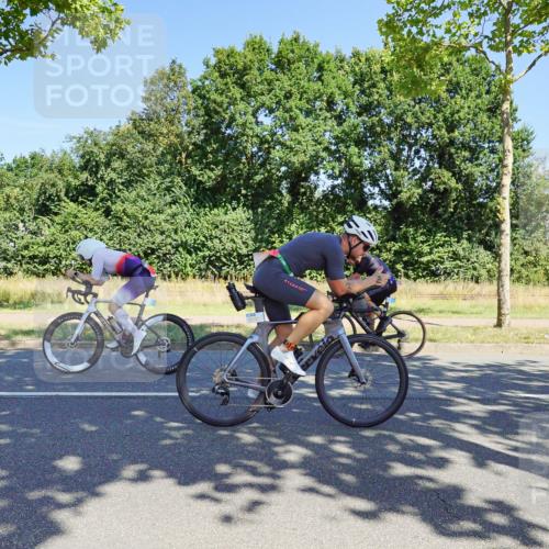 09.08.2026 - GEWOBA Citytriathlon Bremen Michael Burmester http://msf.ph/oto/9960688 09.08.2026 12:53:30 Radfahren 559, 571, 609, 687, 770, 776, 814, 1015, 1114 meine-sportfotos.de