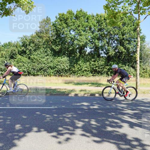 09.08.2026 - GEWOBA Citytriathlon Bremen Michael Burmester http://msf.ph/oto/9960691 09.08.2026 12:53:38 Radfahren 559, 571, 609, 638, 687, 749, 770, 776, 814, 823, 1114 meine-sportfotos.de
