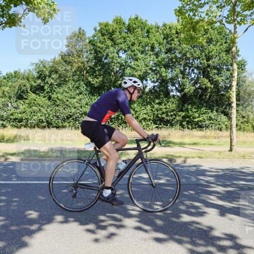 09.08.2026 - GEWOBA Citytriathlon Bremen Michael Burmester http://msf.ph/oto/9960712 09.08.2026 12:54:07 Radfahren 552, 566, 572, 678, 728, 758, 788, 790, 792, 804, 846, 861, 939, 981, 1101, 1119, 1124, 1138 meine-sportfotos.de