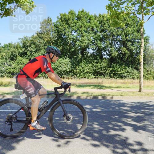 09.08.2026 - GEWOBA Citytriathlon Bremen Michael Burmester http://msf.ph/oto/9960713 09.08.2026 12:54:08 Radfahren 552, 566, 572, 678, 728, 758, 788, 790, 792, 804, 846, 861, 895, 939, 981, 1101, 1119, 1124, 1138 meine-sportfotos.de