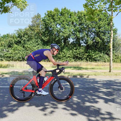 09.08.2026 - GEWOBA Citytriathlon Bremen Michael Burmester http://msf.ph/oto/9960720 09.08.2026 12:54:13 Radfahren 552, 566, 577, 728, 781, 788, 790, 792, 804, 846, 861, 895, 939, 981, 1006, 1101, 1119, 1124, 1138 meine-sportfotos.de