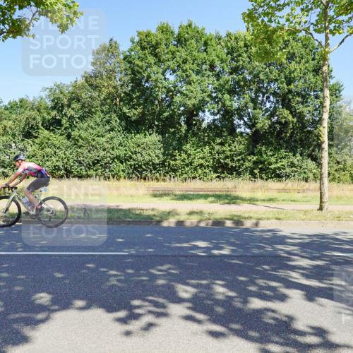 09.08.2026 - GEWOBA Citytriathlon Bremen Michael Burmester http://msf.ph/oto/9960725 09.08.2026 12:54:20 Radfahren 566, 577, 639, 781, 788, 790, 792, 804, 861, 864, 895, 1006, 1127 meine-sportfotos.de