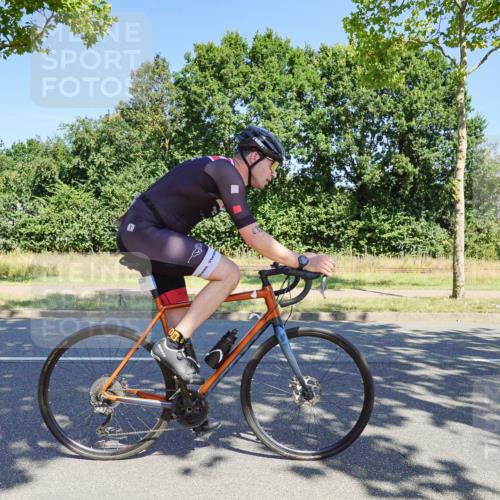 09.08.2026 - GEWOBA Citytriathlon Bremen Michael Burmester http://msf.ph/oto/9960727 09.08.2026 12:54:24 Radfahren 574, 577, 639, 781, 792, 812, 816, 861, 864, 895, 1006, 1127 meine-sportfotos.de