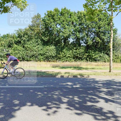 09.08.2026 - GEWOBA Citytriathlon Bremen Michael Burmester http://msf.ph/oto/9960737 09.08.2026 12:54:39 Radfahren 541, 574, 596, 623, 639, 695, 733, 744, 812, 816, 1118, 1127, 1142 meine-sportfotos.de