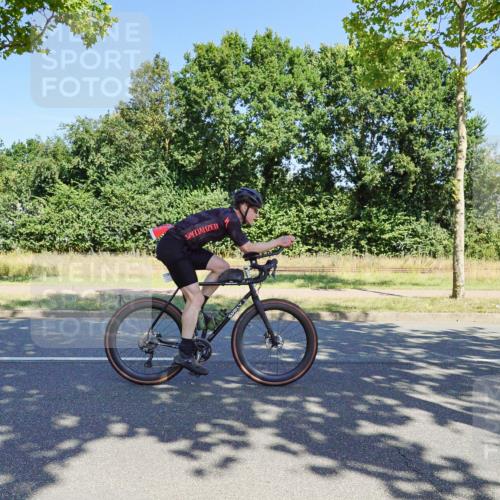 09.08.2026 - GEWOBA Citytriathlon Bremen Michael Burmester http://msf.ph/oto/9960741 09.08.2026 12:54:42 Radfahren 541, 596, 623, 695, 733, 744, 812, 816, 935, 1118, 1142 meine-sportfotos.de