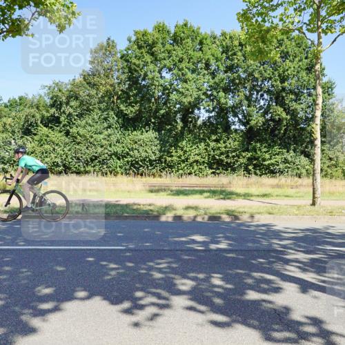 09.08.2026 - GEWOBA Citytriathlon Bremen Michael Burmester http://msf.ph/oto/9960749 09.08.2026 12:54:57 Radfahren 541, 568, 596, 623, 695, 839, 935 meine-sportfotos.de