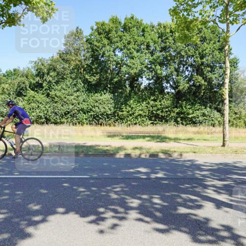 09.08.2026 - GEWOBA Citytriathlon Bremen Michael Burmester http://msf.ph/oto/9960766 09.08.2026 12:55:24 Radfahren 705, 743, 789, 918, 930, 960, 1111, 1147 meine-sportfotos.de