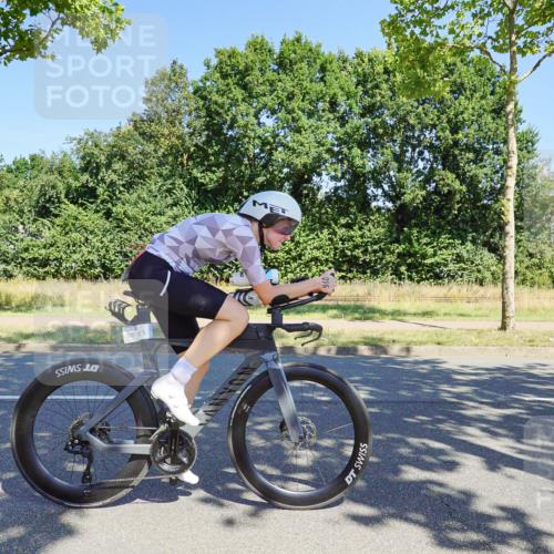 09.08.2026 - GEWOBA Citytriathlon Bremen Michael Burmester http://msf.ph/oto/9960769 09.08.2026 12:55:29 Radfahren 653, 705, 789, 872, 918, 930, 938, 948, 960, 1111, 1131, 1147 meine-sportfotos.de
