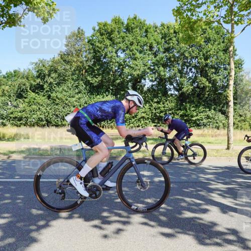 09.08.2026 - GEWOBA Citytriathlon Bremen Michael Burmester http://msf.ph/oto/9960777 09.08.2026 12:55:37 Radfahren 653, 675, 694, 872, 918, 938, 948, 960, 1111, 1131, 1147 meine-sportfotos.de