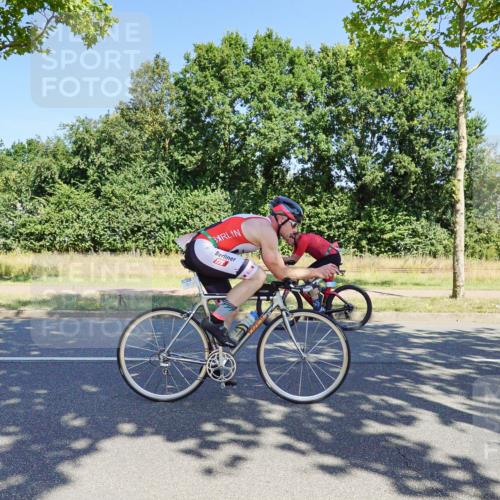 09.08.2026 - GEWOBA Citytriathlon Bremen Michael Burmester http://msf.ph/oto/9960783 09.08.2026 12:55:46 Radfahren 653, 675, 694, 783, 872, 938, 948, 1146 meine-sportfotos.de