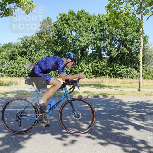 09.08.2026 - GEWOBA Citytriathlon Bremen Michael Burmester http://msf.ph/oto/9960790 09.08.2026 12:56:00 Radfahren 564, 612, 667, 763, 783, 810, 819, 897, 1005, 1156 meine-sportfotos.de