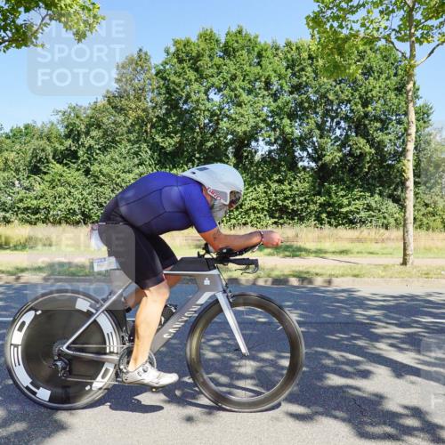 09.08.2026 - GEWOBA Citytriathlon Bremen Michael Burmester http://msf.ph/oto/9960792 09.08.2026 12:56:05 Radfahren 564, 612, 667, 763, 780, 810, 819, 897, 1005, 1126, 1156 meine-sportfotos.de