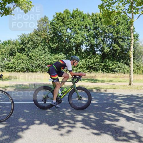 09.08.2026 - GEWOBA Citytriathlon Bremen Michael Burmester http://msf.ph/oto/9960793 09.08.2026 12:56:06 Radfahren 564, 612, 667, 763, 780, 810, 819, 897, 1005, 1126, 1156 meine-sportfotos.de