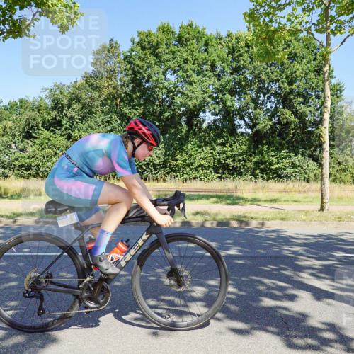 09.08.2026 - GEWOBA Citytriathlon Bremen Michael Burmester http://msf.ph/oto/9960808 09.08.2026 12:56:20 Radfahren 664, 671, 673, 759, 780, 819, 912, 1017, 1126 meine-sportfotos.de