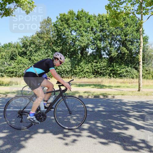 09.08.2026 - GEWOBA Citytriathlon Bremen Michael Burmester http://msf.ph/oto/9960814 09.08.2026 12:56:28 Radfahren 664, 671, 727, 759, 774, 848, 871, 902, 912, 1017, 1113 meine-sportfotos.de