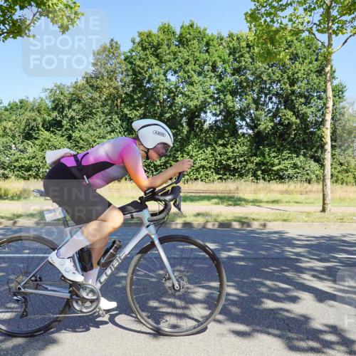 09.08.2026 - GEWOBA Citytriathlon Bremen Michael Burmester http://msf.ph/oto/9960817 09.08.2026 12:56:33 Radfahren 671, 727, 759, 761, 774, 848, 871, 902, 1017, 1113 meine-sportfotos.de