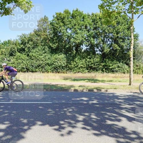 09.08.2026 - GEWOBA Citytriathlon Bremen Michael Burmester http://msf.ph/oto/9960836 09.08.2026 12:57:05 Radfahren 601, 620, 637, 696, 740, 766, 767, 844, 896, 972, 1012, 1109 meine-sportfotos.de