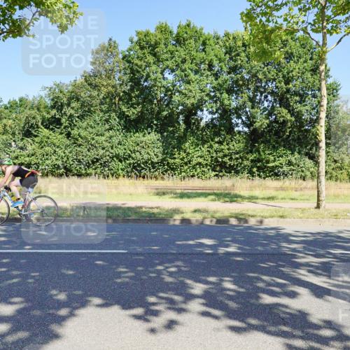 09.08.2026 - GEWOBA Citytriathlon Bremen Michael Burmester http://msf.ph/oto/9960839 09.08.2026 12:57:09 Radfahren 601, 637, 696, 766, 806, 844, 896, 972, 1109 meine-sportfotos.de