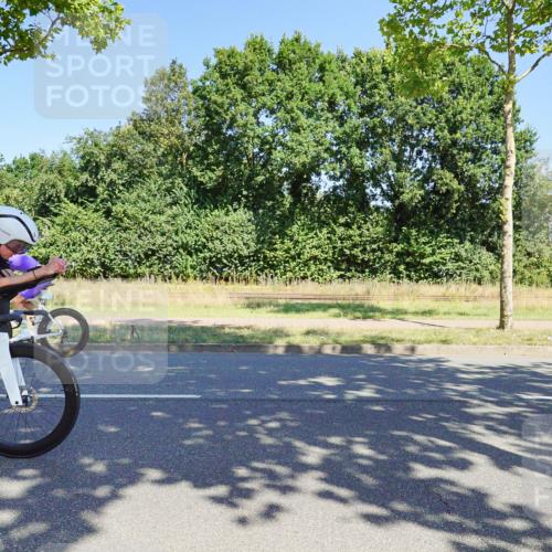 09.08.2026 - GEWOBA Citytriathlon Bremen Michael Burmester http://msf.ph/oto/9960850 09.08.2026 12:57:21 Radfahren 586, 603, 702, 806, 838, 858, 886, 972, 982 meine-sportfotos.de