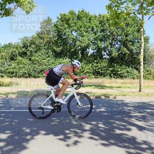 09.08.2026 - GEWOBA Citytriathlon Bremen Michael Burmester http://msf.ph/oto/9960855 09.08.2026 12:57:25 Radfahren 586, 603, 701, 702, 806, 834, 838, 858, 886, 982 meine-sportfotos.de