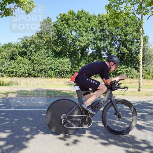 09.08.2026 - GEWOBA Citytriathlon Bremen Michael Burmester http://msf.ph/oto/9960856 09.08.2026 12:57:26 Radfahren 586, 603, 701, 702, 806, 834, 838, 858, 886, 982 meine-sportfotos.de