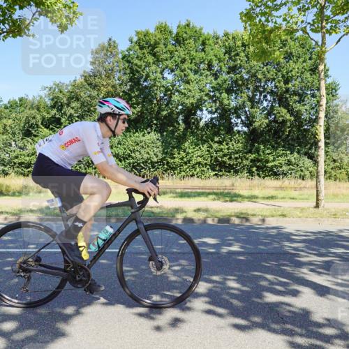 09.08.2026 - GEWOBA Citytriathlon Bremen Michael Burmester http://msf.ph/oto/9960897 09.08.2026 12:58:37 Radfahren 796, 876, 953, 968, 1132 meine-sportfotos.de