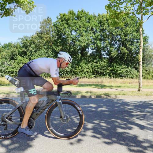 09.08.2026 - GEWOBA Citytriathlon Bremen Michael Burmester http://msf.ph/oto/9960916 09.08.2026 12:59:28 Radfahren 635, 658, 693, 805, 1115 meine-sportfotos.de