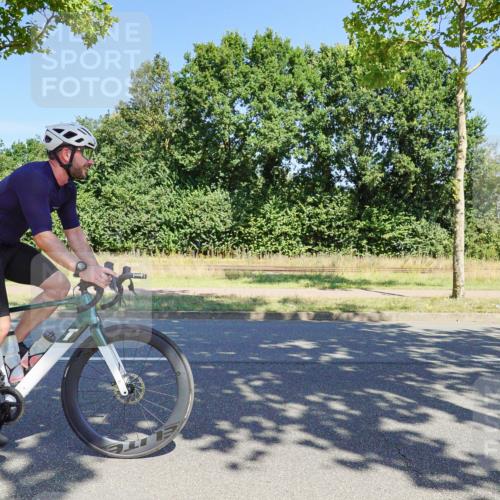 09.08.2026 - GEWOBA Citytriathlon Bremen Michael Burmester http://msf.ph/oto/9960924 09.08.2026 12:59:40 Radfahren 635, 658, 712, 800, 817, 923 meine-sportfotos.de