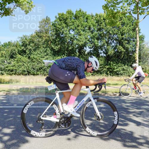 09.08.2026 - GEWOBA Citytriathlon Bremen Michael Burmester http://msf.ph/oto/9960946 09.08.2026 13:00:12 Radfahren 660, 674, 771, 849, 1128, 1159 meine-sportfotos.de