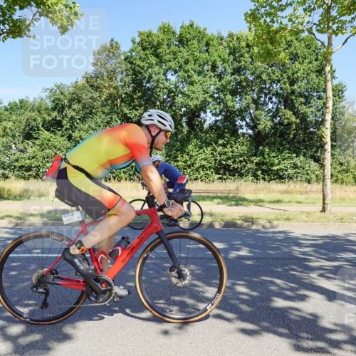 09.08.2026 - GEWOBA Citytriathlon Bremen Michael Burmester http://msf.ph/oto/9960953 09.08.2026 13:00:21 Radfahren 660, 661, 753, 1010, 1128 meine-sportfotos.de
