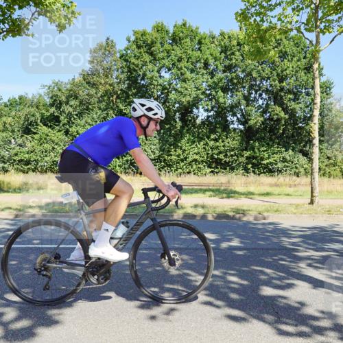 09.08.2026 - GEWOBA Citytriathlon Bremen Michael Burmester http://msf.ph/oto/9960960 09.08.2026 13:00:31 Radfahren 621, 633, 649, 660, 661, 700, 720, 753, 915, 1010, 1123 meine-sportfotos.de