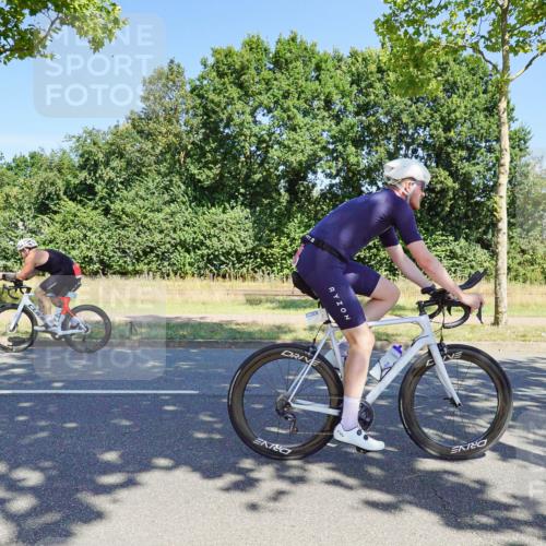 09.08.2026 - GEWOBA Citytriathlon Bremen Michael Burmester http://msf.ph/oto/9960967 09.08.2026 13:00:36 Radfahren 621, 633, 649, 700, 720, 870, 915, 933, 940, 989, 1010, 1104, 1123 meine-sportfotos.de