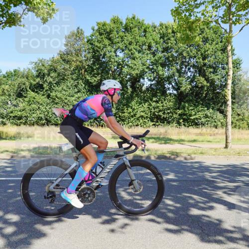 09.08.2026 - GEWOBA Citytriathlon Bremen Michael Burmester http://msf.ph/oto/9960970 09.08.2026 13:00:39 Radfahren 621, 633, 649, 700, 720, 870, 915, 933, 940, 989, 1104, 1123 meine-sportfotos.de