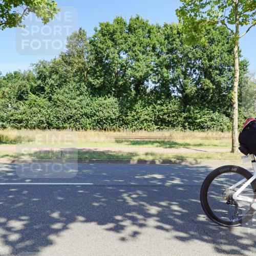 09.08.2026 - GEWOBA Citytriathlon Bremen Michael Burmester http://msf.ph/oto/9960987 09.08.2026 13:01:00 Radfahren 558, 644, 785, 843, 944, 1004, 1107 meine-sportfotos.de