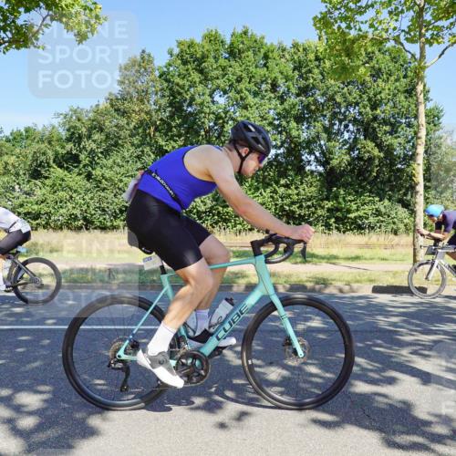 09.08.2026 - GEWOBA Citytriathlon Bremen Michael Burmester http://msf.ph/oto/9960993 09.08.2026 13:01:09 Radfahren 558, 643, 644, 782, 785, 797, 843, 944 meine-sportfotos.de