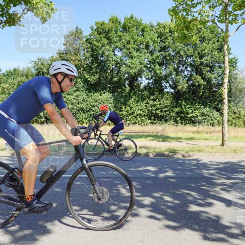 09.08.2026 - GEWOBA Citytriathlon Bremen Michael Burmester http://msf.ph/oto/9960996 09.08.2026 13:01:11 Radfahren 551, 558, 643, 644, 782, 785, 797, 801, 843, 944 meine-sportfotos.de