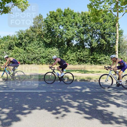 09.08.2026 - GEWOBA Citytriathlon Bremen Michael Burmester http://msf.ph/oto/9961001 09.08.2026 13:01:15 Radfahren 551, 556, 558, 643, 644, 714, 782, 785, 797, 801, 843, 854, 1140 meine-sportfotos.de