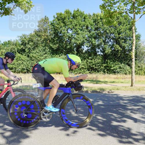 09.08.2026 - GEWOBA Citytriathlon Bremen Michael Burmester http://msf.ph/oto/9961003 09.08.2026 13:01:18 Radfahren 551, 556, 558, 643, 644, 666, 714, 782, 797, 801, 854, 878, 1140 meine-sportfotos.de