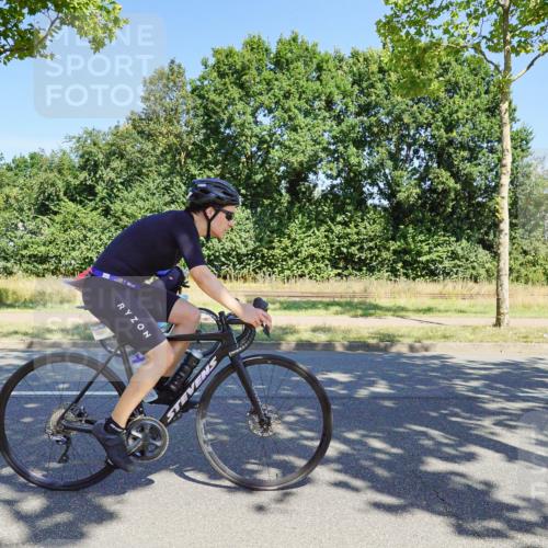 09.08.2026 - GEWOBA Citytriathlon Bremen Michael Burmester http://msf.ph/oto/9961016 09.08.2026 13:01:39 Radfahren 587, 631, 669, 690, 729, 746, 775, 831, 859, 862, 991, 1014, 1120 meine-sportfotos.de