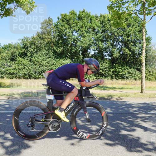 09.08.2026 - GEWOBA Citytriathlon Bremen Michael Burmester http://msf.ph/oto/9961018 09.08.2026 13:01:41 Radfahren 587, 631, 669, 690, 729, 746, 775, 831, 859, 862, 991, 1014, 1120 meine-sportfotos.de