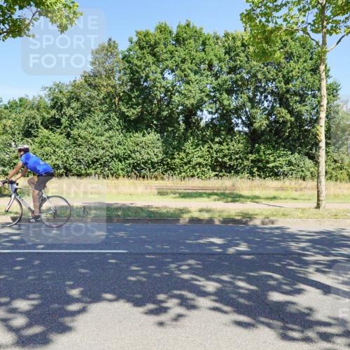 09.08.2026 - GEWOBA Citytriathlon Bremen Michael Burmester http://msf.ph/oto/9961023 09.08.2026 13:01:44 Radfahren 587, 631, 669, 690, 729, 746, 764, 775, 831, 862, 991, 1014, 1120 meine-sportfotos.de