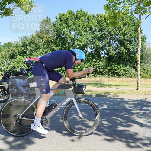 09.08.2026 - GEWOBA Citytriathlon Bremen Michael Burmester http://msf.ph/oto/9961030 09.08.2026 13:01:58 Radfahren 546, 610, 729, 731, 746, 764, 813, 831, 887, 889, 957, 1125 meine-sportfotos.de