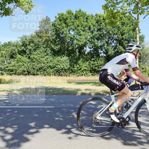 09.08.2026 - GEWOBA Citytriathlon Bremen Michael Burmester http://msf.ph/oto/9961036 09.08.2026 13:02:03 Radfahren 546, 610, 629, 731, 813, 887, 889, 957, 1125 meine-sportfotos.de